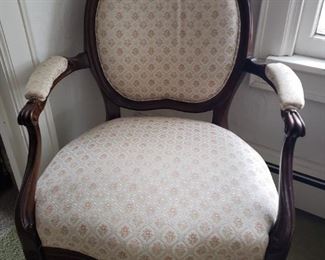 Antique Arm Chair https://ctbids.com/#!/description/share/319674
