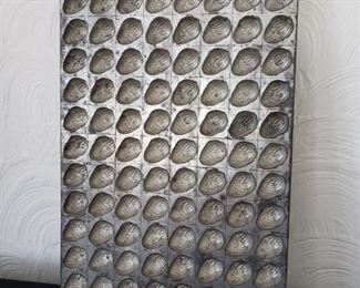 Vintage Randle & Smith Chocolate Mold https://ctbids.com/#!/description/share/319695