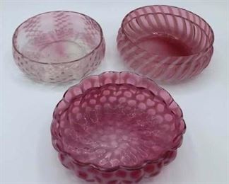 Cranberry Fenton Glass Bowls https://ctbids.com/#!/description/share/318446