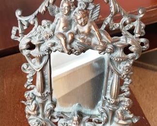 Antique Mirror Frame https://ctbids.com/#!/description/share/320306