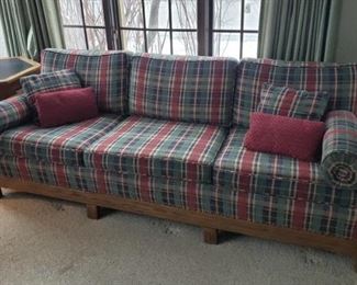 Wood Framed/Plaid Sofa & Side Table https://ctbids.com/#!/description/share/321786