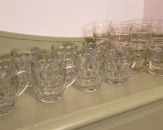 English Ravenhead Glass Mugs & Tumblers https://ctbids.com/#!/description/share/322175