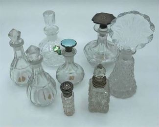 Vintage Perfume Bottles #5 https://ctbids.com/#!/description/share/322190