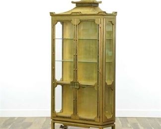 Mid Century Gilt Asian Curio Cabinet W Light