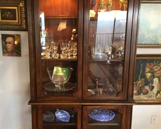 PERFECT SIZE DISPLAY CABINET BOOKCASE