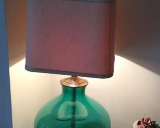 ART GLASS LAMP WITH MATCHING FINIAL
