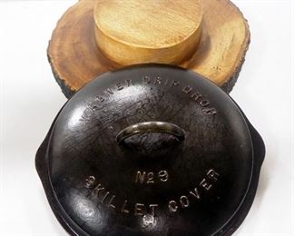 Wagner Ware Drip Drop Skillet Cover No. 9 With Wood Display Base