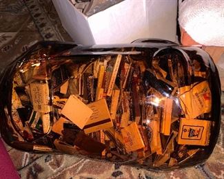 Close to a thousand world wide and vintage paper matches. Some are worth $. Selling 5 gallon full
$25