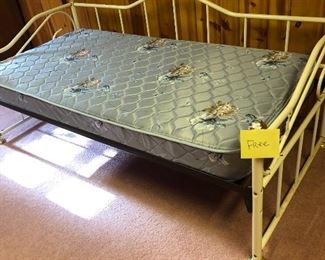 Free day bed