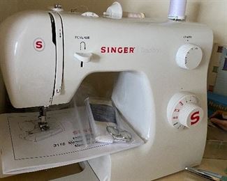 Singer Sewing Machine 3116