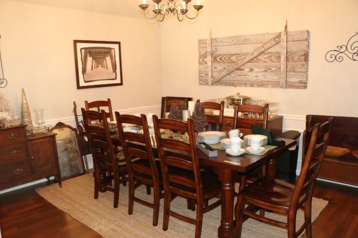 Pottery Barn Dining Table & Chairs