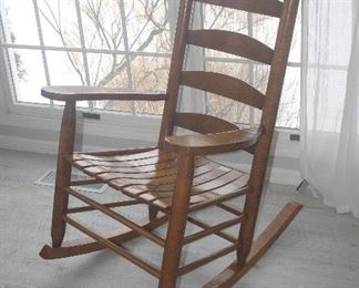 WOOD ROCKER
