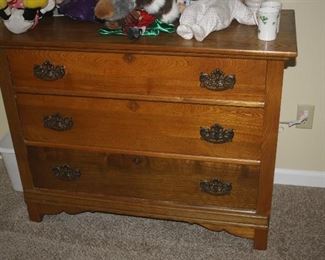ANTIQUE CHEST