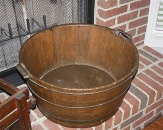 WOOD WASH TUB