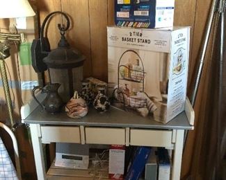 Tons of furniture decor and vintage 