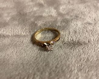 10K gold ring