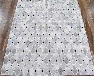 11'X8' Natural Hide Hand-Tufted Cowhide Silver Area Rug