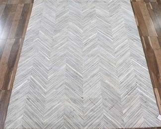 11'X8' Handmade Natural Hide Gray Chevron Area Rug