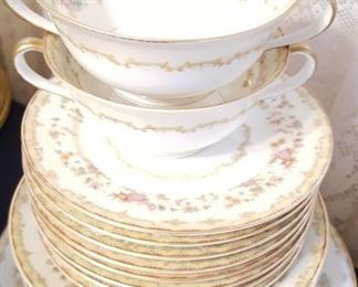 Noritake china w/cream soups