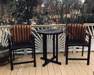 outdoor Bistro Table/chairs