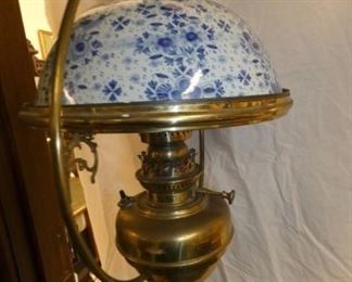 VIEW 2 W/EARLY TRANSFERWARE SHADE