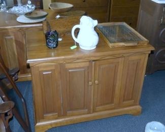 OAK PANELED DOOR SERVER