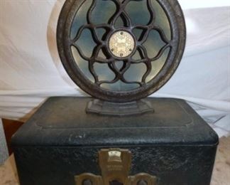 ATWATER KENT RADIO W/SPEAKER