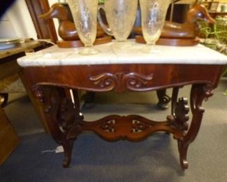 EARLY VICT. MARBLE TOP TABLE