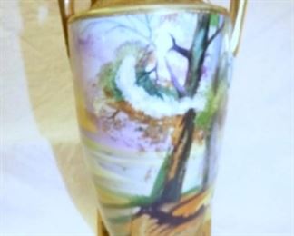 11IN. HANDPAINTED NIPPON VASE