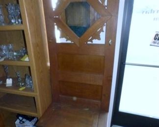 UNUSUAL OAK HALL SEAT