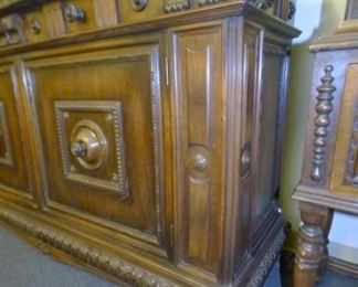 VIEW 2 OAK KITTINGER SIDEBOARD