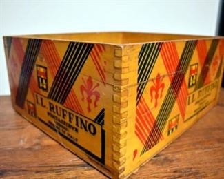 VIEW 2 CLOSEUP DECO WOODEN BOX