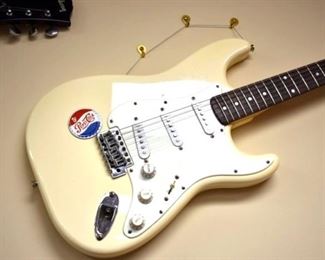 VIEW 2 CLOSEUP FENDER PEPSI GUITAR