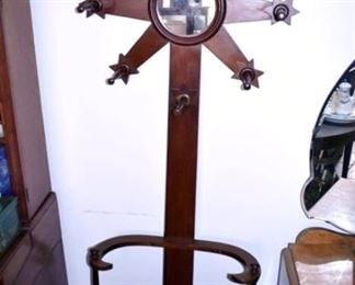 UNUSUAL WALNUT ARTS AND CRAFTS HALL UMBRELLA STAND