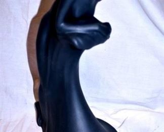 11IN. ROYAL DOULTAN FIGURE