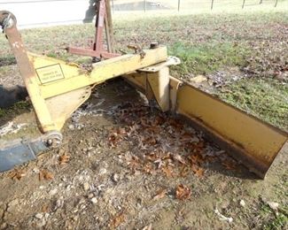 6FT. 3PT HITCH SCRAPE BLADE 