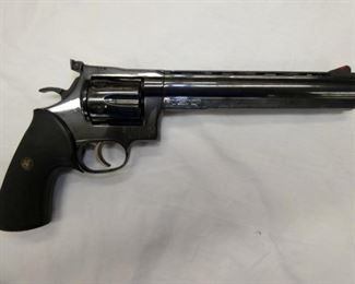 VIEW 2 OTHERSIDE DAN WESSON 44 CAL. BLACKPOWDER 