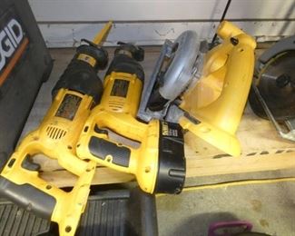 DEWALT RECEPICATING SAWS 