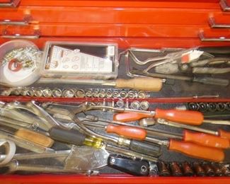 VARIOUS HAND TOOLS 