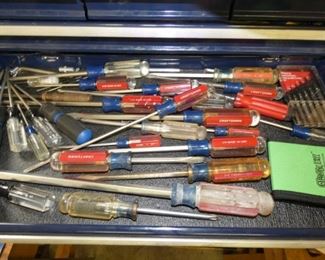 CRAFTSMAN SCREW DRIVERS 