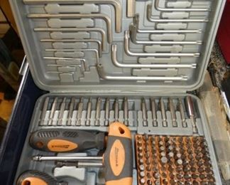 HOMAK TOOL SET 