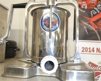 VIEW 2 SAUSAGE STUFFER 