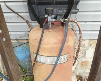 6HP 33G. CRAFTSMAN AIR COMPRESSOR 