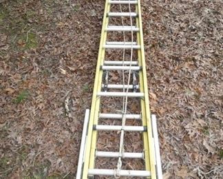 EXTENSION LADDER 