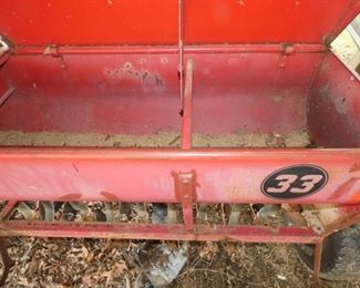 VIEW 3 INSIDE GRAIN DRILL 