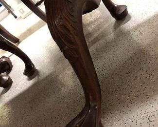 Aston Court by Henredon Hutch and Dining Room Table w 8 Chairs...Table is a Double Pedestal, Burl Wood Polished to a high sheen, the details are impeccable and pristine all these years later!