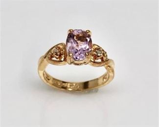 Lot 009
Women's 14 Karat Amethyst Diamond Ring