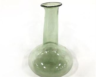 Lot 039
Antique Hand Blown Green Glass Vase