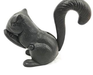 Lot 082
Antique Cast Iron Squirrel Nut Cracker