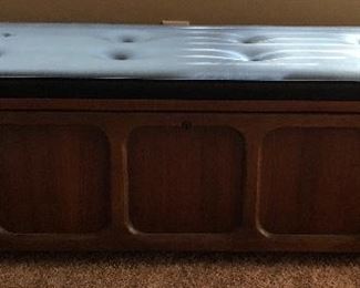 Lane Cedar Chest